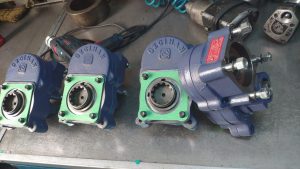 Συστήματα μετάδοσης κίνησης Καλοχώρι Θεσσαλονίκης, δυναμολήπτες Καλοχώρι, σασμανάκια Καλοχώρι, βαλβίδες ανατροπής Καλοχώρι, χειριστήρια αέρος ανατροπής Καλοχώρι, αντλίες ανατροπής-γερανών Καλοχώρι. Αντλίες εμβολοφόρες-γραναζωτές Καλοχώρι, κινήσεις για σιλό πάρτικοφ Καλοχώρι, Εμμανοηλίδης