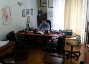 Αλλεργιολόγος Κυψέλη, βρογχικό άσθμα Κυψέλη, αλλεργική ρινίτιδα Κυψέλη, τροφική αλλεργία Κυψέλη, δερματική αλλεργία Κυψέλη, ενέσιμη ανοσοθεραπεία Κυψέλη, Χρυσουλάκης 