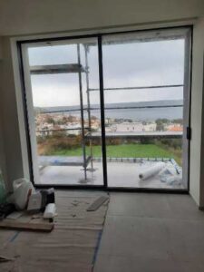 Αλουμινοκατασκευές Καλύβες Αποκορώνου, κουφώματα αλουμινίου Καλύβες Αποκορώνου, γκαραζόπορτες Καλύβες Αποκορώνου, κάγκελα Καλύβες Αποκορώνου, ρολλά Καλύβες Αποκορώνου, περιφράξεις Καλύβες Αποκορώνου, πόρτες εισόδου Καλύβες Αποκορώνου, Ανδρεάκη 