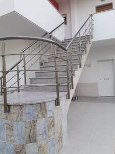 Αλουμινοκατασκευές Καλύβες Αποκορώνου, κουφώματα αλουμινίου Καλύβες Αποκορώνου, γκαραζόπορτες Καλύβες Αποκορώνου, κάγκελα Καλύβες Αποκορώνου, ρολλά Καλύβες Αποκορώνου, περιφράξεις Καλύβες Αποκορώνου, πόρτες εισόδου Καλύβες Αποκορώνου, Ανδρεάκη 