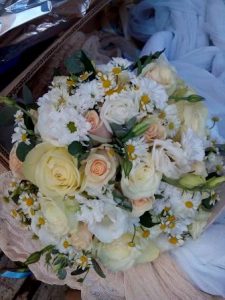 Ανθοπωλείο Καλαμάτα, άνθη Καλαμάτα, λουλούδια Καλαμάτα, στολισμός γάμων Καλαμάτα, ανθοδέσμες Καλαμάτα, μπουκέτα λουλουδιών Καλαμάτα, Zerbera