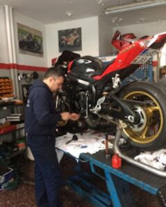 Αντιπροσωπεία μοτοσυκλετών Άνω Πατήσια, συνεργείο μοτοσυκλετών Άνω Πατήσια, εμπόριο μηχανών Άνω Πατήσια, service μηχανών Άνω Πατήσια, ανταλλακτικά μηχανών Άνω Πατήσια, Moto Tassis