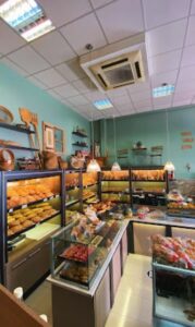 Αρτοποιείο Άρια, φούρνος Άρια, φρέσκο ψωμί Άρια, αρτοποιήματα Άρια, βουτήματα Άρια, σφολιάτες Άρια, γλυκά Άρια, παγωτά Άρια, Πες Αλεύρι