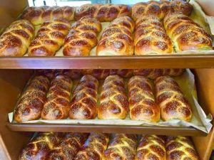 Αρτοποιείο Ιερισσός Χαλκιδικής, φούρνος Ιερισσός Χαλκιδικής, ψωμί Ιερισσός Χαλκιδικής, σφολιάτες Ιερισσός Χαλκιδικής, βουτήματα Ιερισσός Χαλκιδικής, γλυκά Ιερισσός Χαλκιδικής, παξιμάδια Ιερισσός Χαλκιδικής, παγωτά Ιερισσός Χαλκιδικής, κουλούρια Ιερισσός Χαλκιδικής, Μιχάλη