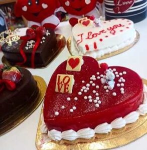 Αρτοποιείο Πέραμα, φούρνος Πέραμα, φρέσκο ψωμί Πέραμα, σφολιάτες Πέραμα, παξιμάδια Πέραμα, κριτσίνια Πέραμα, γλυκά Πέραμα, παγωτά Πέραμα, Φέκας 