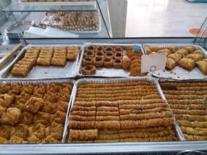 Αρτοποιείο Πλακιάς Ρεθύμνου, φούρνος Πλακιάς Ρεθύμνου, ψωμί Πλακιάς Ρεθύμνου, σφολιατοειδή Πλακιάς Ρεθύμνου, βουτήματα Πλακιάς Ρεθύμνου, παξιμάδια Πλακιάς Ρεθύμνου, σιροπιαστά γλυκά Πλακιάς Ρεθύμνου, παγωτά Πλακιάς Ρεθύμνου, Νικητόπουλος