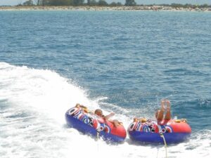 Beach Bar Νέοι Πόροι Πιερίας, εστιατόριο Νέοι Πόροι Πιερίας, watersports Νέοι Πόροι Πιερίας, θαλάσσιο σκι Νέοι Πόροι. Θαλάσσιο αλεξίπτωτο Νέοι Πόροι, θαλάσσιο έλκηθρο Νέοι Πόροι, flyfish Νέοι Πόροι, Alexandri