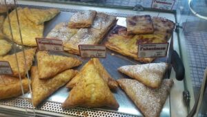 Χειροποίητες πίτες Νίκαια Λάρισας, φύλλα για πίτες Νίκαια Λάρισας, τυρόπιτα Νίκαια Λάρισας, σπανακοτυρόπιτα Νίκαια Λάρισας, κοτόπιτα Νίκαια Λάρισας. Μανιταρόπιτα Νίκαια Λάρισας, γαλατόπιτα Νίκαια Λάρισας, πίτσα Νίκαια Λάρισας, κιμαδόπιτα Νίκαια Λάρισας, ζαμπονοκασερόπιτα Νίκαια Λάρισας, χορτόπιτα Νίκαια Λάρισας. Πρασόπιτα Νίκαια Λάρισας, μελιτζανόπιτα Νίκαια Λάρισας, Καπετανούδης