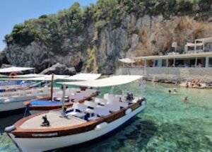 Ενοικιάσεις σκαφών Παλαιοκαστρίτσα Κέρκυρα, vip θαλάσσιες μεταφορές Παλαιοκαστρίτσα Κέρκυρα, ημερήσιες κρουαζιέρες Παλαιοκαστρίτσα Κέρκυρα, περιηγήσεις με σκάφος Παλαιοκαστρίτσα Κέρκυρα, Mpoukas 
