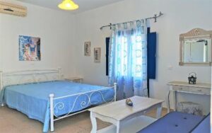 Ενοικιαζόμενα δωμάτια Αρκεσίνη Αμοργός, ενοικιαζόμενα διαμερίσματα Αρκεσίνη Αμοργός, ξενοδοχείο Αρκεσίνη Αμοργός, κατάλυμα Αρκεσίνη Αμοργός, διαμονή Αρκεσίνη Αμοργός, ξενώνας Αρκεσίνη Αμοργός, Μαρουσώ