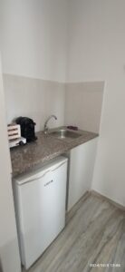 Ενοικιαζόμενα δωμάτια Κουνουπίτσα Σπέτσες, ενοικιαζόμενα διαμερίσματα Κουνουπίτσα Σπέτσες, ξενοδοχείο Κουνουπίτσα Σπέτσες, κατάλυμα Κουνουπίτσα Σπέτσες, διαμονή Κουνουπίτσα Σπέτσες, ξενώνας Κουνουπίτσα Σπέτσες, Captain's 