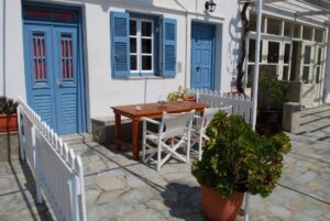 Ενοικιαζόμενα δωμάτια Σίφνος Πλατύς Γιαλός, ενοικιαζόμενα διαμερίσματα Σίφνος Πλατύς Γιαλός, σουίτες Σίφνος Πλατύς Γιαλός, ενοικιαζόμενα studio Σίφνος Πλατύς Γιαλός, διαμονή Σίφνος Πλατύς Γιαλός, ξενώνας Σίφνος Πλατύς Γιαλός, Kyprianos 