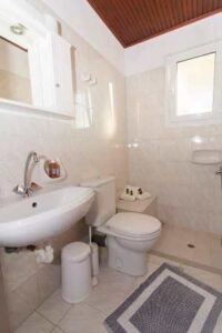 Ενοικιαζόμενα δωμάτια Πέρδικα Θεσπρωτίας, ενοικιαζόμενα διαμερίσματα Πέρδικα Θεσπρωτίας, ξενοδοχείο Πέρδικα Θεσπρωτίας, διαμονή Πέρδικα Θεσπρωτίας, καταλύματα Πέρδικα Θεσπρωτίας, Aristoula