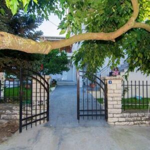 Ενοικιαζόμενα δωμάτια Πέρδικα Θεσπρωτίας, ενοικιαζόμενα διαμερίσματα Πέρδικα Θεσπρωτίας, ξενοδοχείο Πέρδικα Θεσπρωτίας, διαμονή Πέρδικα Θεσπρωτίας, καταλύματα Πέρδικα Θεσπρωτίας, Aristoula