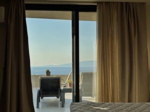 Ενοικιαζόμενες σουίτες Φοινικιά Σαντορίνη, πολυτελές δωμάτια Φοινικιά Σαντορίνη, πολυτελές διαμερίσματα Φοινικιά Σαντορίνη, σουίτες Φοινικιά Σαντορίνη, κατάλυμα Φοινικιά Σαντορίνη, διαμονή Φοινικιά Σαντορίνη, ξενοδοχείο Φοινικιά Σαντορίνη, bevimar