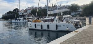 Ενοικιάσεις καταμαράν Βόλος, ενοικιάσεις ιστιοπλοϊκών Βόλος, ενοικιάσεις σκαφών Βόλος, ενοικιάσεις ιστιοφόρων Βόλος, θαλάσσιες κρουαζιέρες Βόλος, Chatzigiannis 