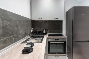 Ενοικιαζόμενα δωμάτια Πεύκοι Ρόδος, ενοικιαζόμενα διαμερίσματα Πεύκοι Ρόδος, βίλλες Πεύκοι Ρόδος, ξενώνας Πεύκοι Ρόδος, καταλύματα Πεύκοι Ρόδος, studios Πεύκοι Ρόδος, George 