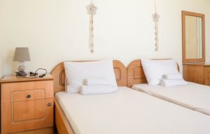 Ενοικιαζόμενα δωμάτια Αγκίστρι, ενοικιαζόμενα διαμερίσματα Αγκίστρι, ξενώνας Αγκίστρι, διαμονή Αγκίστρι, κατάλυμα Αγκίστρι, ξενοδοχείο Αγκίστρι, Athina