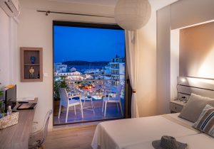 Ενοικιαζόμενα δωμάτια Άγιος Νικόλαος Λασιθίου, ενοικιαζόμενα διαμερίσματα Άγιος Νικόλαος, ξενώνας Άγιος Νικόλαος Λασιθίου, διαμονή Άγιος Νικόλαος Λασιθίου, κατάλυμα Άγιος Νικόλαος Λασιθίου, ξενοδοχείο Άγιος Νικόλαος Λασιθίου, Emerald