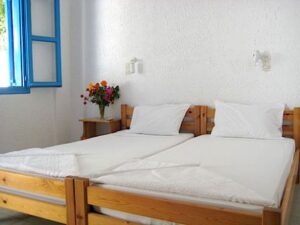 Ενοικιαζόμενα δωμάτια Λέντας Ηρακλείου, ενοικιαζόμενα διαμερίσματα Λέντας Ηρακλείου, ξενοδοχείο Λέντας Ηρακλείου, κατάλυμα Λέντας Ηρακλείου, διαμονή Λέντας Ηρακλείου, ξενώνας Λέντας Ηρακλείου, Irini 