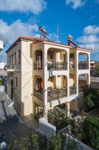 Ενοικιαζόμενα δωμάτια Λήμνος Μύρινα, ενοικιαζόμενα διαμερίσματα Λήμνος Μύρινα, ξενοδοχείο Λήμνος Μύρινα. Καταλύματα Λήμνος Μύρινα, διαμονή Λήμνος Μύρινα, Αρχοντικό Κατσαράκη