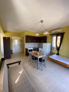 Ενοικιαζόμενα δωμάτια Μεσσηνία Καμάρια, ενοικιαζόμενα διαμερίσματα Μεσσηνία Καμάρια, ξενοδοχείο Μεσσηνία Καμάρια. Διαμονή Μεσσηνία Καμάρια, καταλύματα Μεσσηνία Καμάρια, Evdia & Charoupia