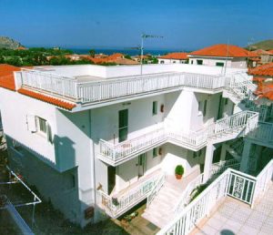 Ενοικιαζόμενα δωμάτια Μύρινα Λήμνος, ενοικιαζόμενα διαμερίσματα Μύρινα Λήμνος, ξενοδοχείο Μύρινα Λήμνος. Καταλύματα Μύρινα Λήμνος, διαμονή Μύρινα Λήμνος. Ενοικιαζόμενο δωμάτιο Μύρινα Λήμνος, ενοικιαζόμενο διαμέρισμα Μύρινα Λήμνος, ξενοδοχεία Μύρινα Λήμνος, κατάλυμα Μύρινα Λήμνος. Ευανθία Rooms