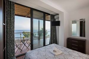 Ενοικιαζόμενες βίλες Γκρέμια Χαλκιδική, πολυτελή καταλύματα Γκρέμια Χαλκιδική, εξοχικές κατοικίες Γκρέμια Χαλκιδική, διαμονή Γκρέμια Χαλκιδική, διακοπές Γκρέμια Χαλκιδική, Kalma Villas