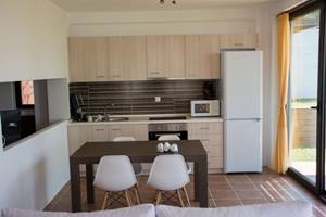 Ενοικιαζόμενες βίλες Γκρέμια Χαλκιδική, πολυτελή καταλύματα Γκρέμια Χαλκιδική, εξοχικές κατοικίες Γκρέμια Χαλκιδική, διαμονή Γκρέμια Χαλκιδική, διακοπές Γκρέμια Χαλκιδική, Kalma Villas