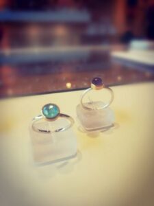 Εργαστήριο κοσμημάτων Άγιος Στέφανος, χειροποίητα κοσμήματα Άγιος Στέφανος, χειροποίητα δαχτυλίδια Άγιος Στέφανος, χειροποίητα σκουλαρίκια Άγιος Στέφανος, χειροποίητα μενταγιόν Άγιος Στέφανος, Ράλλης 