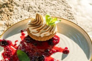 Εστιατόριο Κηφισιά, γκουρμέ εστιατόριο Κηφισιά, ψητά κρέατα Κηφισιά, θαλασσινά Κηφισιά, μαγειρευτά φαγητά Κηφισιά, ζυμαρικά Κηφισιά, γλυκά Κηφισιά, ποτά Κηφισιά, Ελαίας Γη 