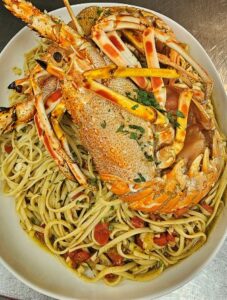 Εστιατόριο Μαράθι Χανίων, ταβέρνα Μαράθι Χανίων, θαλασσινά Μαράθι Χανίων, φρέσκα ψάρια Μαράθι Χανίων, ζυμαρικά Μαράθι Χανίων, μαγειρευτά φαγητά Μαράθι Χανίων, κοκτέιλ Μαράθι Χανίων, Πατρελαντώνης