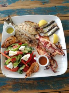 Εστιατόριο Μουτσούνα Νάξος, ταβέρνα Μουτσούνα Νάξος, φαγητό Μουτσούνα Νάξος, φρέσκα ψάρια Μουτσούνα Νάξος, θαλασσινά Μουτσούνα Νάξος, μαγειρευτά Μουτσούνα Νάξος. Εστιατόρια Μουτσούνα Νάξος, Το Δίχτυ