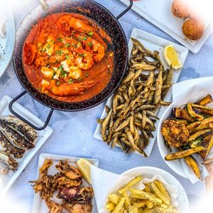 Εστιατόριο Σαλαμίνα, ψαροταβέρνα Σαλαμίνα, φρέσκα ψάρια Σαλαμίνα, θαλασσινά Σαλαμίνα, μακαρονάδες Σαλαμίνα, κρεατικά Σαλαμίνα, καλαμάρια Σαλαμίνα, τσιπούρα Σαλαμίνα, Πούτος 