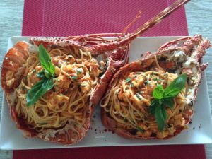 Εστιατόριο Στενιές Άνδρος, ταβέρνα Στενιές Άνδρος, φρέσκα ψάρια Στενιές Άνδρος, θαλασσινά Στενιές Άνδρος, σνακ μπαρ Στενιές Άνδρος, φαγητό Στενιές Άνδρος. Εστιατόρια Στενιές Άνδρος, Γυάλια