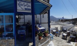 Εστιατόριο Θολάρια Αμοργός, ταβέρνα Θολάρια Αμοργός, ψητά κρέατα Θολάρια Αμοργός, μαγειρευτά φαγητά Θολάρια Αμοργός, μεζέδες Θολάρια Αμοργός, θαλασσινά Θολάρια Αμοργός, φρέσκα ψάρια Θολάρια Αμοργός, Σαντουράκι