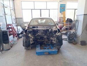 Φανοποιείο Κόρινθος, βαφές αυτοκινήτου Κόρινθος, βαφές οχημάτων Κόρινθος, επισκευές οχημάτων Κόρινθος, ξεθάμπωμα φαναριών Κόρινθος. Κέρωμα αυτοκινήτων Κόρινθος, αντικατάσταση κρυστάλλων Κόρινθος, Auto Expert