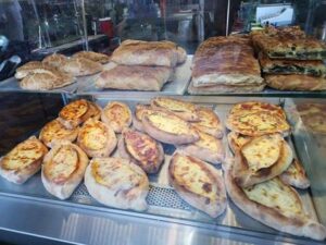 Fast Food Κυψέλη, πεϊνιρλί Κυψέλη, πίτσες Κυψέλη, λαχματζούν Κυψέλη, σφολιάτες Κυψέλη, φαγητό Κυψέλη, πρωινό Κυψέλη, Το Πεϊνιρλί της Φωκίωνος Νέγρη