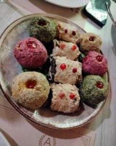 Γεωργιανό εστιατόριο Εύοσμος Θεσσαλονίκης, γεωργιανή κουζίνα Εύοσμος Θεσσαλονίκης, γεωργιανά φαγητά Εύοσμος Θεσσαλονίκης, χατσαπούρι Εύοσμος Θεσσαλονίκης, κινκάλι Εύοσμος Θεσσαλονίκης, Alazani 