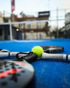 Γήπεδο padel Περιστέρι, πάντελ Περιστέρι, σχολή τένις Περιστέρι, υαλοσφαίριση Περιστέρι, άθλημα με ρακέτα Περιστέρι, La Padel