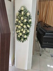 Γραφείο τελετών Μαλεσίνα, κηδείες Μαλεσίνα, μνημόσυνα Μαλεσίνα, επαναπατρισμοί Μαλεσίνα, αποτεφρώσεις Μαλεσίνα, στολισμός κηδείας Μαλεσίνα, στεφάνια κηδείας Μαλεσίνα, Κυριακής 