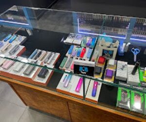 Είδη ατμιστού Πειραιάς, ηλεκτρονικό τσιγάρο Πειραιάς, είδη καπνιστού Πειραιάς, ατμοποιητές Πειραιάς, υγρά αναπλήρωσης Πειραιάς, αντιστάσεις τσιγάρων Πειραιάς, ατμιστικά αξεσουάρ Πειραιάς, B&B