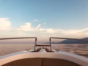 Ιδιωτικές κρουαζιέρες Κεφαλλονιά, ενοικίαση σκαφών Κεφαλλονιά, σκάφη αναψυχής Κεφαλλονιά, θαλάσσιες μεταφορές Κεφαλλονιά, yacht tender Κεφαλλονιά, θαλάσσιες περιηγήσεις Κεφαλλονιά, Sea Stories