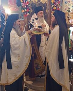 Ιερός Ναός Πάτρα, εκκλησία Πάτρα, χώρος προσευχής Πάτρα, εκκλησιαστικές λειτουργίες Πάτρα, μυστήριο γάμου Πάτρα, μυστήριο βάπτισης Πάτρα, Αγίας Τριάδας Πατρών 