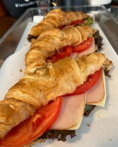 Καφετέρια Βύρωνας, καφέ Βύρωνας, μπαρ Βύρωνας, κοκτέιλ Βύρωνας, ροφήματα Βύρωνας, πρωινά γεύματα Βύρωνας, ποτά Βύρωνας, φυσικοί χυμοί Βύρωνας, Παυλέας 