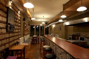 Καφετέρια Άμφισσα, καφέ Άμφισσα, μπαρ Άμφισσα, φαγητό Άμφισσα, ροφήματα Άμφισσα, ποτά Άμφισσα, παγωτά Άμφισσα, σαλάτες Άμφισσα, κρεατικά Άμφισσα, Χάρμαινα 