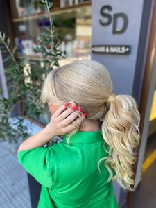 Κομμωτήριο Βέροια, κουρέματα γυναικεία Βέροια, βαφές μαλλιών Βέροια, ανταύγειες Βέροια, μανικιούρ Βέροια, πεντικιούρ Βέροια, βραδινά χτενίσματα Βέροια, SD