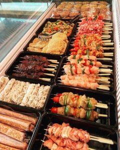 Κρεοπωλείο Γλυφάδα, κρέατα Γλυφάδα, ελληνικές φάρμες Γλυφάδα, μοσχάρια Γλυφάδα, ντόπια κρέατα Γλυφάδα, αρνιά Γλυφάδα, κοτόπουλα Γλυφάδα, μπριζόλες Γλυφάδα, Καραΐνδρος