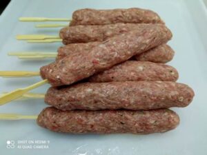 Κρεοπωλείο Χαλκίδα, χασάπικο Χαλκίδα, νωπά κρέατα Χαλκίδα, χειροποίητα κρέατα Χαλκίδα, μαριναρισμένα κρέατα Χαλκίδα, κοτόπουλα Χαλκίδα, ελληνικό αρνί Χαλκίδα, Καϊτατζής 