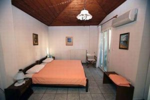 Ξενοδοχείο Μπατσί Άνδρος, ενοικιαζόμενα δωμάτια Μπατσί Άνδρος, ενοικιαζόμενα διαμερίσματα Μπατσί Άνδρος. Καταλύματα Μπατσί Άνδρος, διαμονή Μπατσί Άνδρος. Ξενοδοχεία Μπατσί Άνδρος, Hotel Meltemi